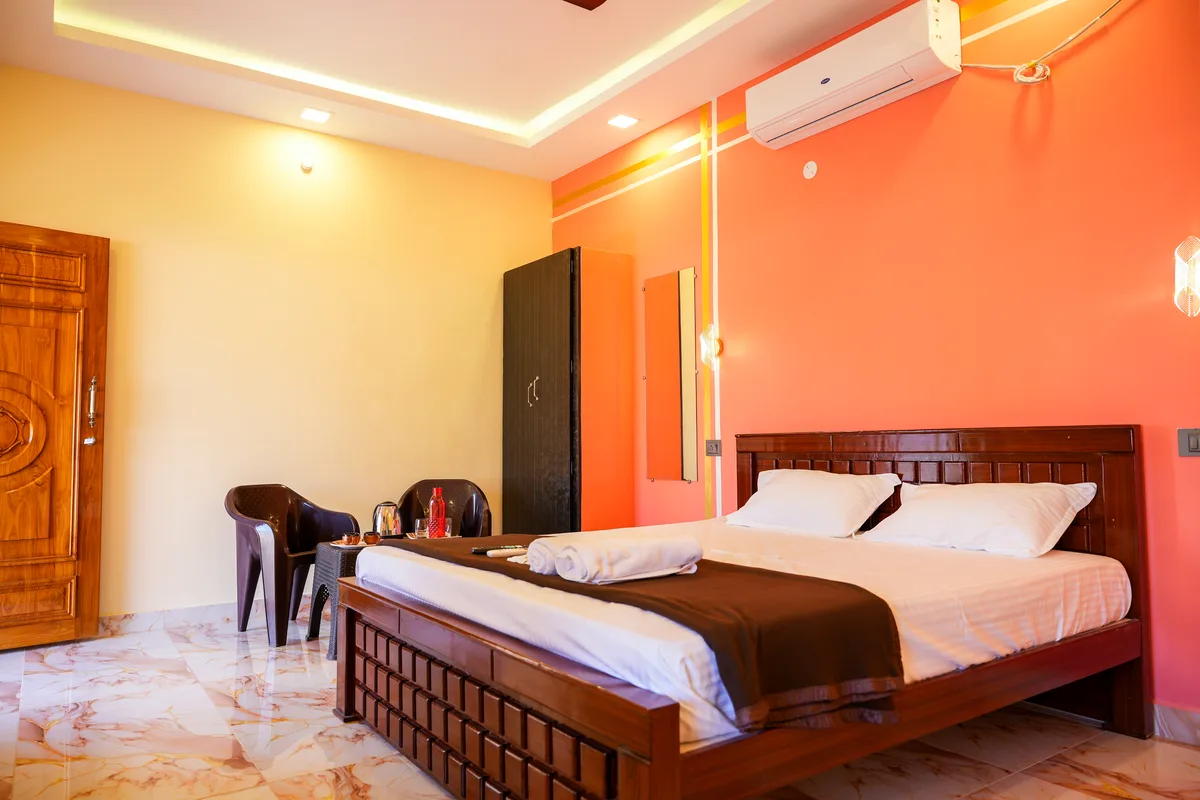 La Mithila Resort Pondicherry - deluxe couple room wardrobe and amenities